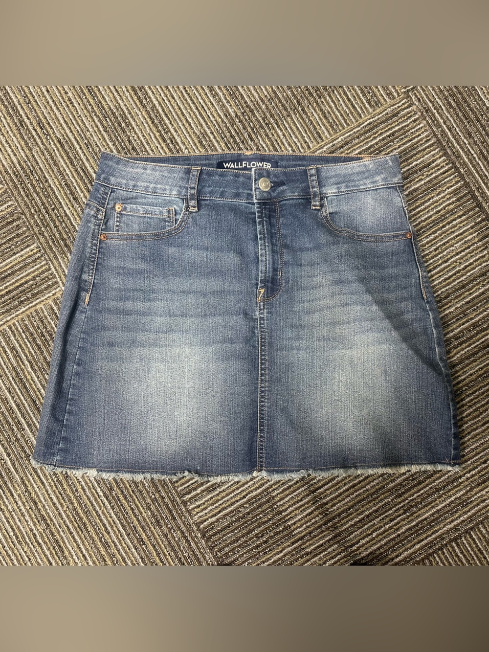 Size 5 denim skirt by wallflower